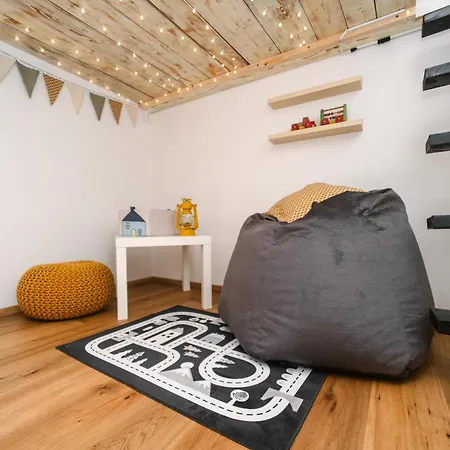 Cozy Alpine House Apartment Gozd Martuljek Exterior photo