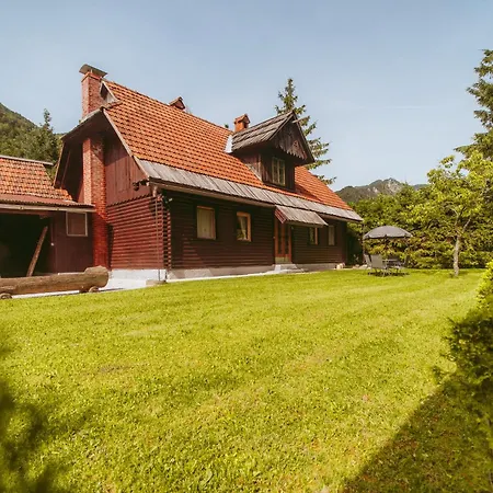 Cozy Alpine House Apartment Gozd Martuljek Exterior photo