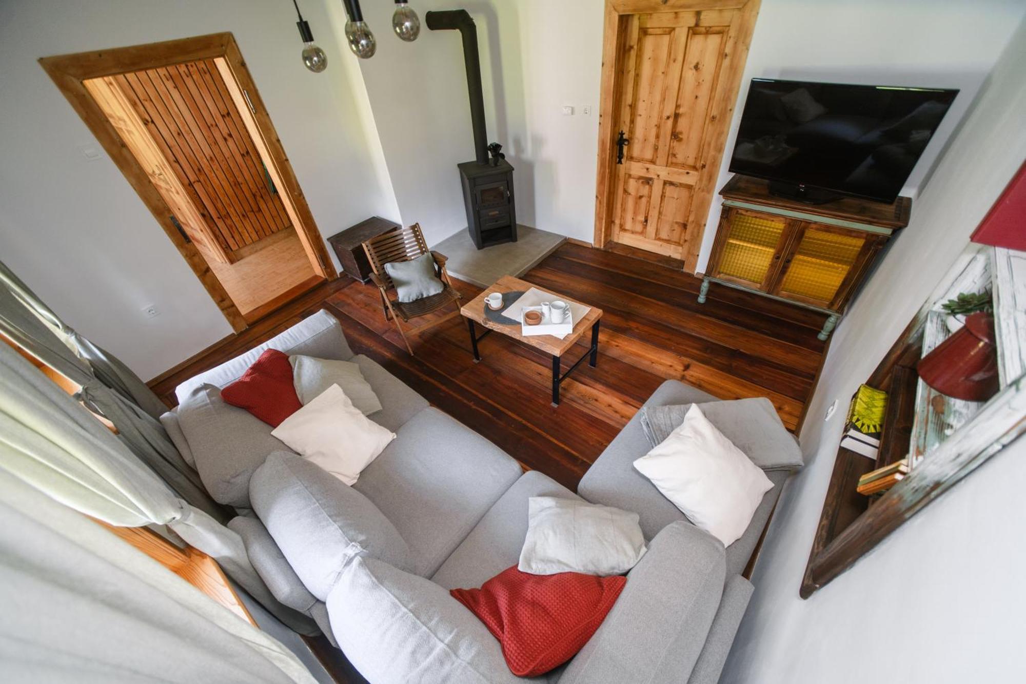 Cozy Alpine House Apartment Gozd Martuljek